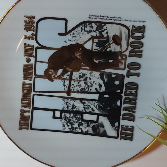 Vintage Elvis He Dared to Rock | That's Alright Mama| Decorative Plate - Picture 3 of 7